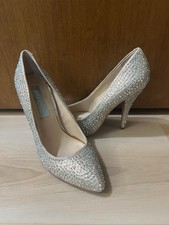 Betsey Johnson Champagne Fab Crystal Rhinestone Heels Shoes Size 7 Blue Bottom