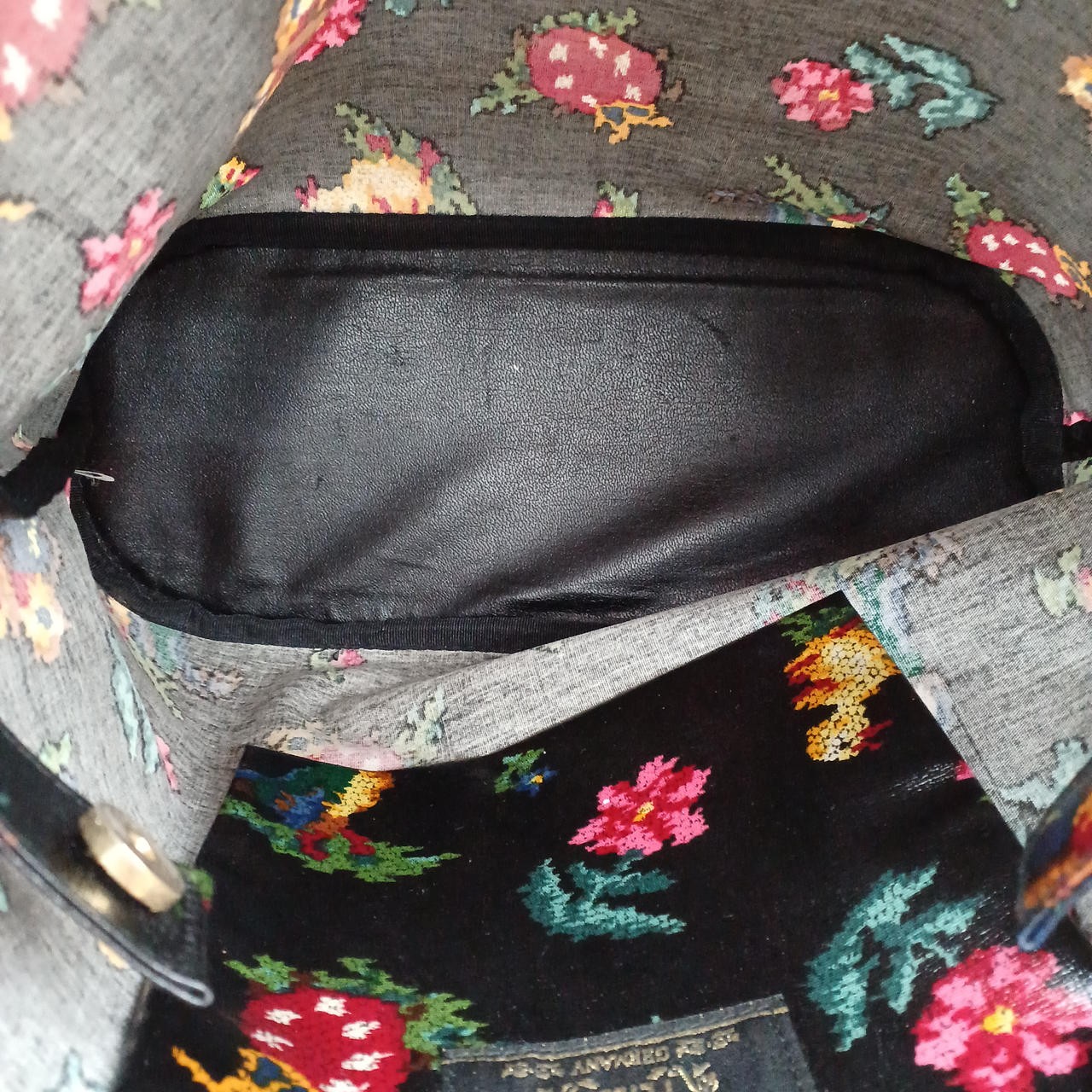 Tote Bag Model Black Heidi Pattern Condition B FE… - image 6