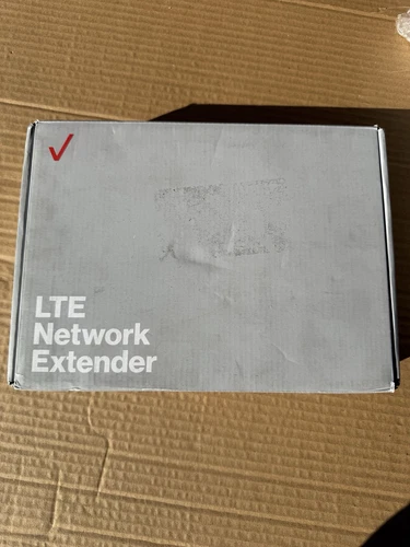 Verizon Wireless 4G LTE Network Extender ASK-SFE116 Cell Phone Signal Booster - Picture 1 of 3