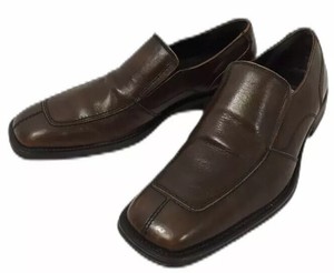 skechers square toe shoes