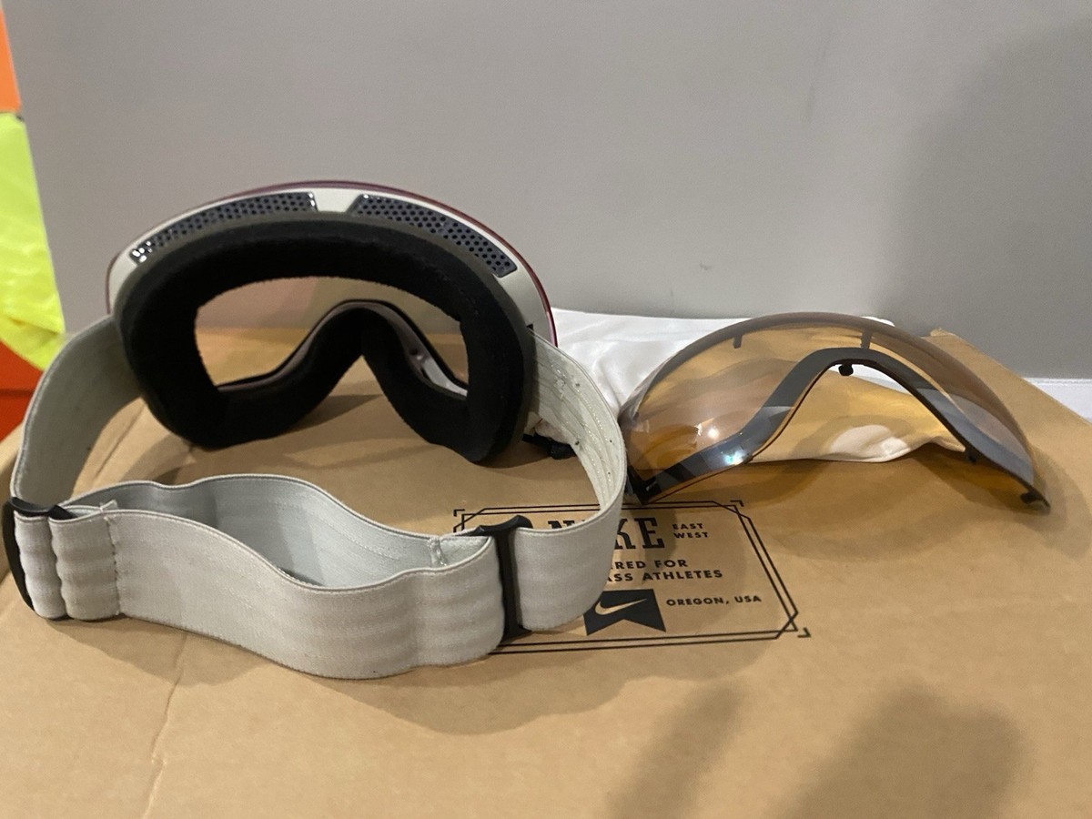 Nike x Dragon APX Snowboard / Ski Goggles Light Bone & Black