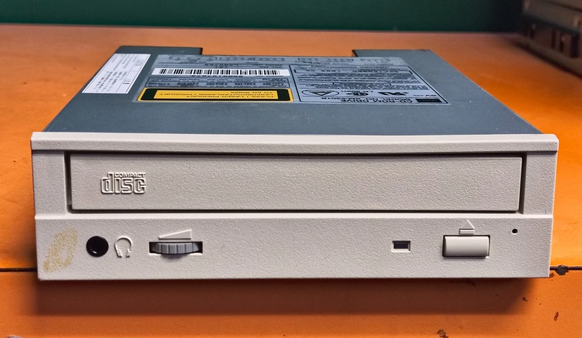 Toshiba CD-ROM Internal Desktop CD, DVD & Blu-ray Drives for sale