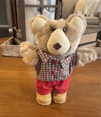 Fisher-Price Teddy Run pin Beige Plush Bear w/ Shirt Pants Shoes Furskins 