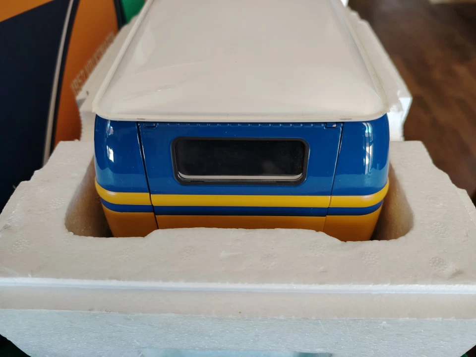 VOLKSWAGEN KOMBI LUFTHANSA 1957  SUNSTAR 1/12 RARE - Immagine 4 di 4