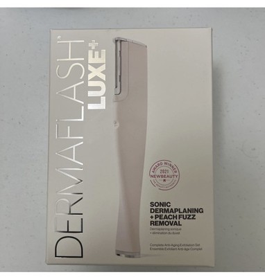 DermaFlash Luxe+ Sonic Dermaplaning & Peach Fuzz Removal Exfoliation Set 