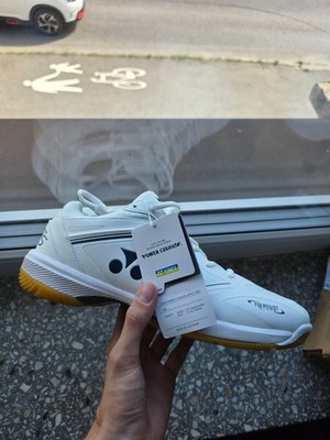 buty yonex 65z nowe orginalne rozmiar 45 do badmintona świetne ładny kolor 