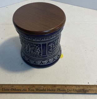 MARZI & REMY MCM GERMAN PIPE TOBACCO HUMIDOR Relief Design Book Of Daniel OT
