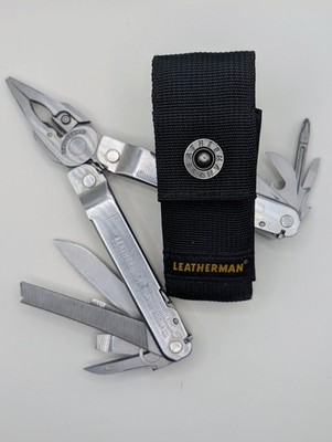 Leatherman Super Tool 300 Stainless 19-In-1 Multi-Tool w/Sheath *chipped driver