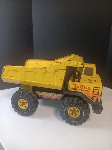 Tonka Mighty Vintage XMB-975  Metal Dump Truck  Turbo Diesel** SEE ALL PICS**