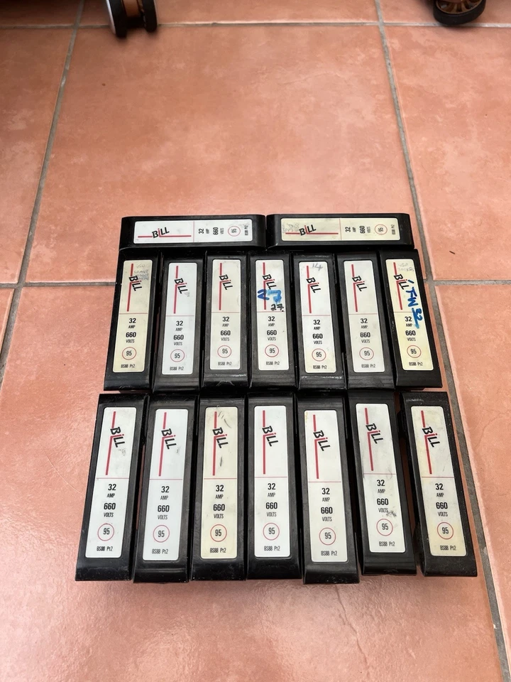 16 x BILL 32 Amp 660V No.95 BS88 Pt2 HRC Fuse Link Carrier 32A Fuse Link Inc - Image 3 of 3