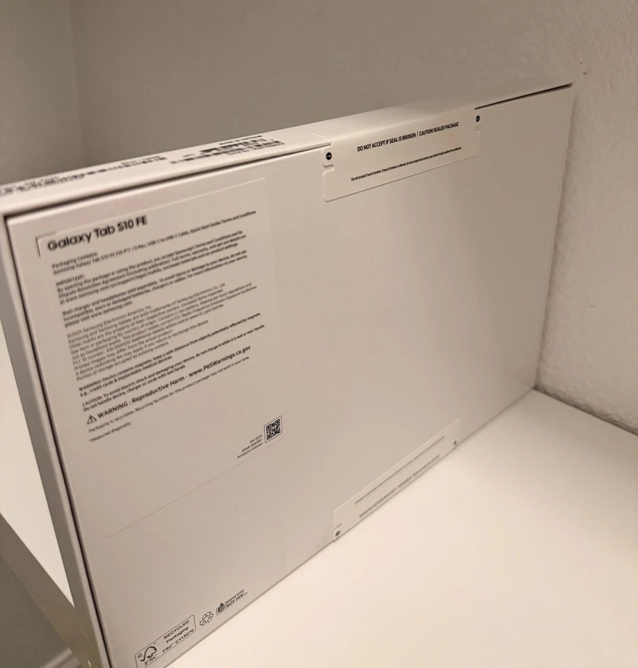 Samsung - Galaxy Tab S10 FE - 10.9" 128GB - Wi-Fi - with S-Pen - Silver - Image 2 of 3