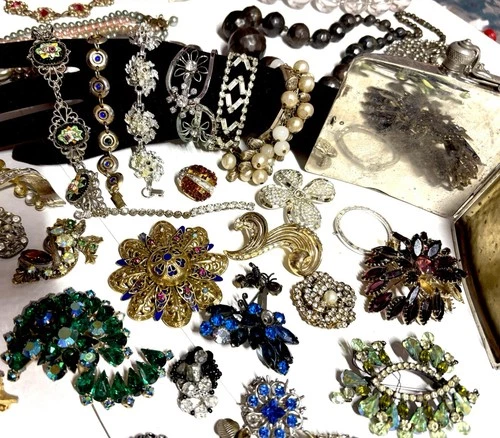 VTG As Is Costume Jewelry Lot Antique Brooches Bracelets Flask/Cigarette Case ++