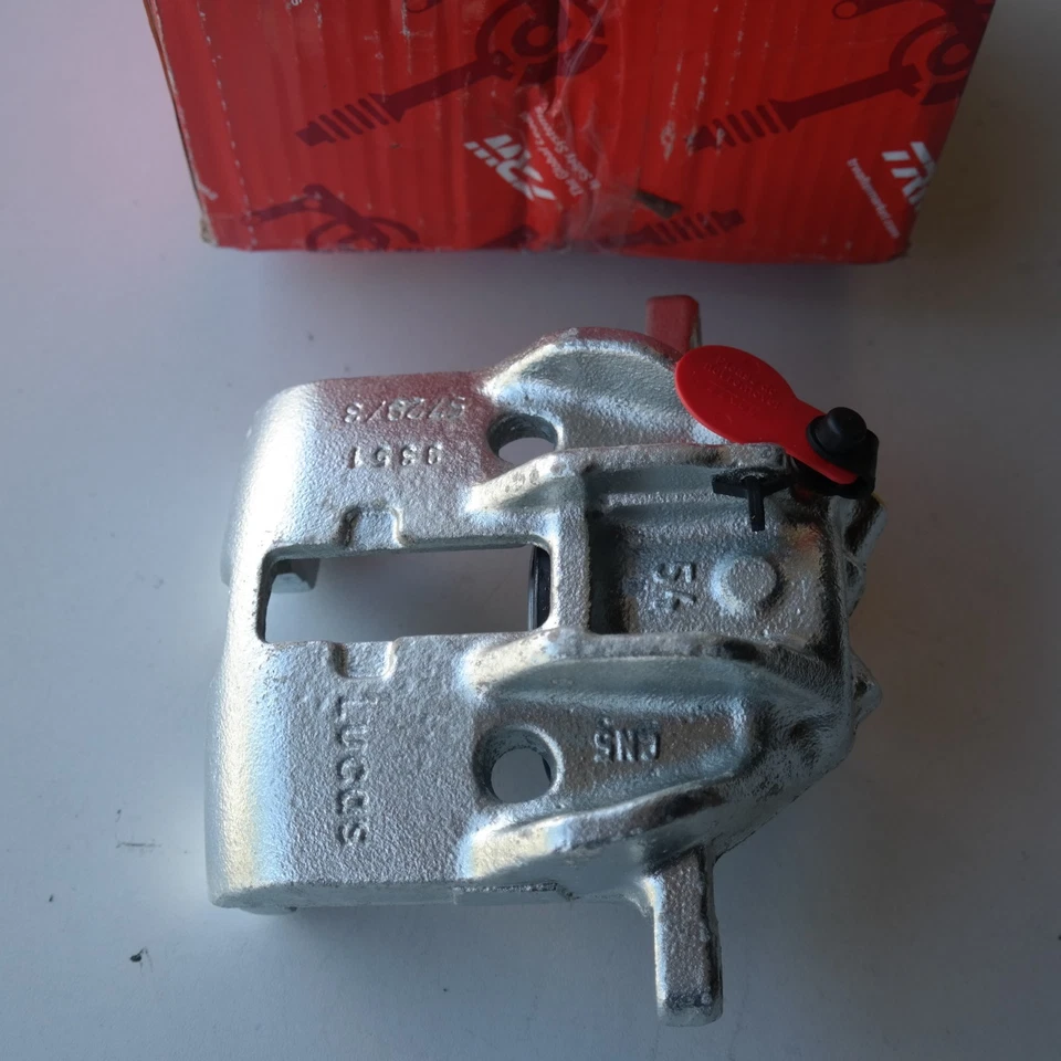 Citroen Xsara Peugeot 306 etrier frein TRW BHW224 4401A9 4401K7 sans consigne - Photo 1/4