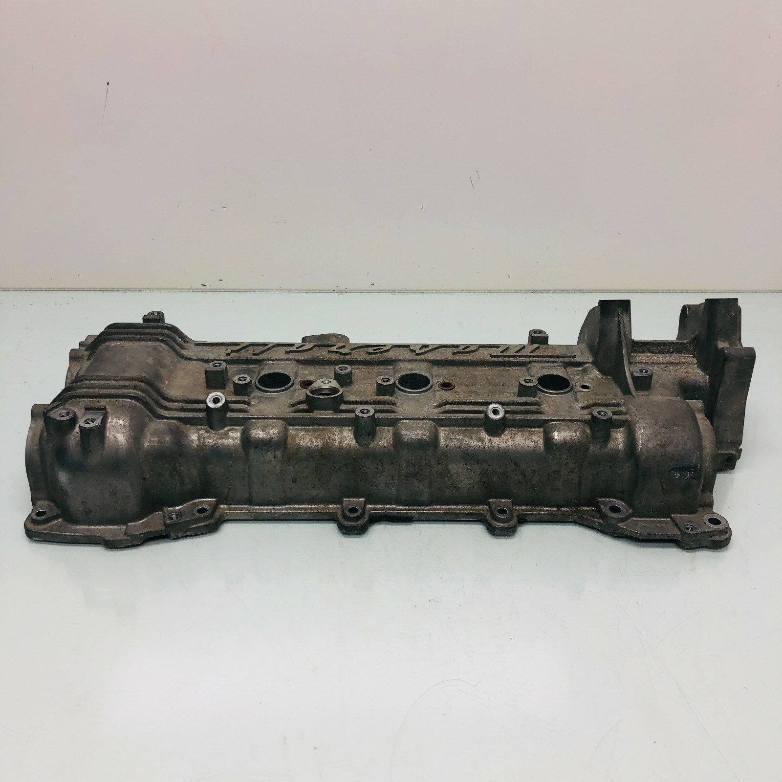 2014 - 2019 Maserati Ghibli Passenger Right Engine Cylinder Head Valve Cover OEM