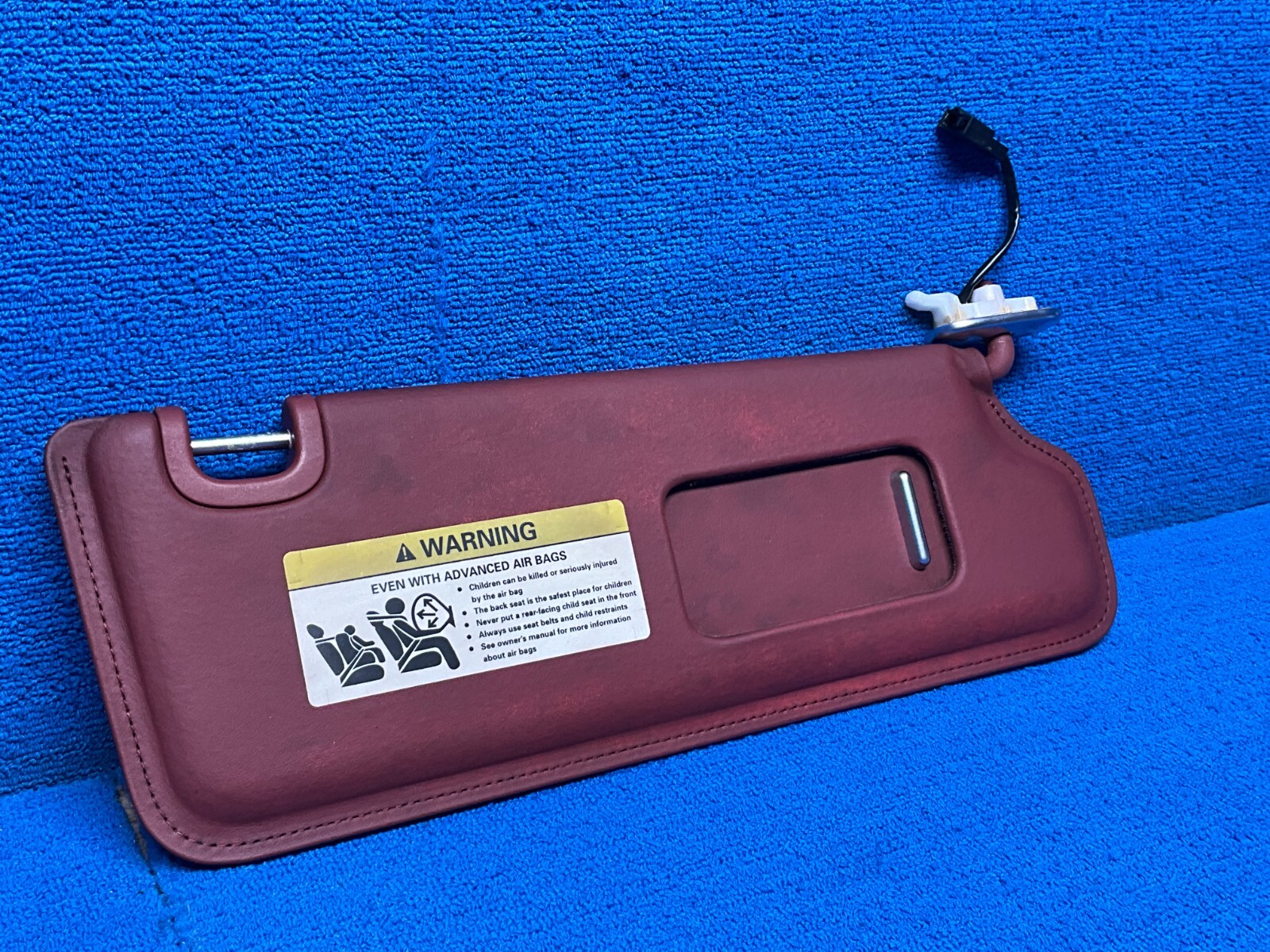 2006 - 2011 BENTLEY CONTINENTAL GTC FRONT RIGHT PASSENGER SIDE SUN VISOR RED OEM