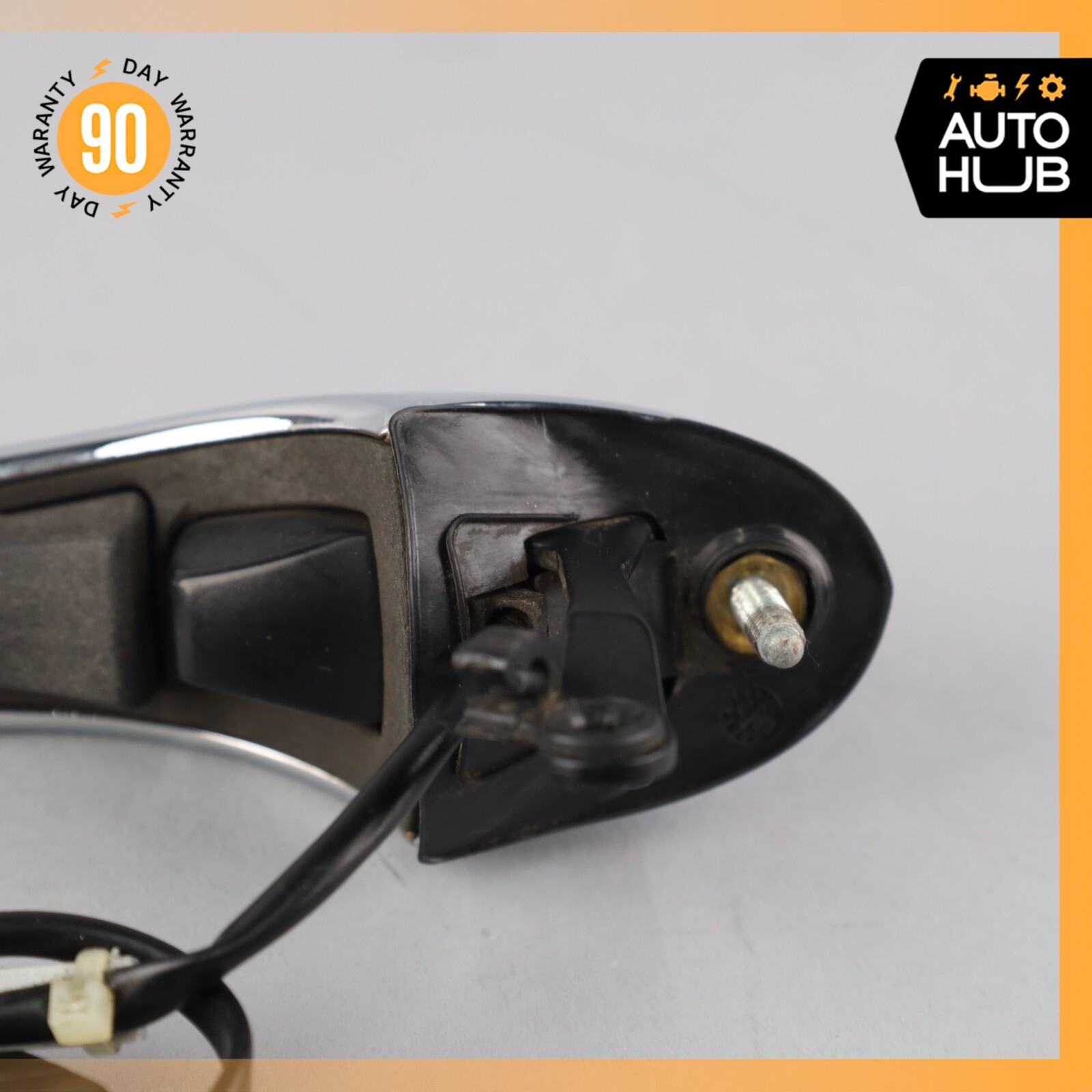 03-13 Maserati Quattroporte M139 Rear or Front Right Side Exterior Door Handle