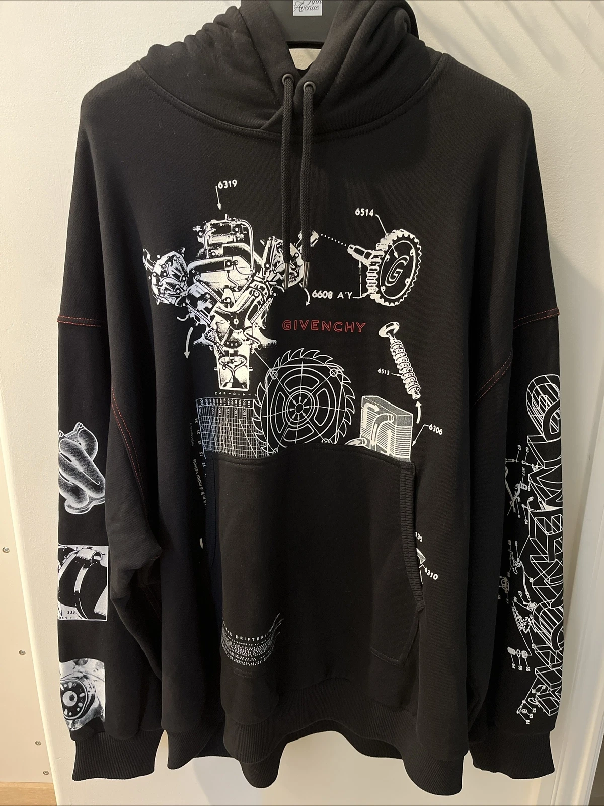 Givenchy — New with tag Givenchy Logo black white red hoodie size large BMJ09L305B Oversize