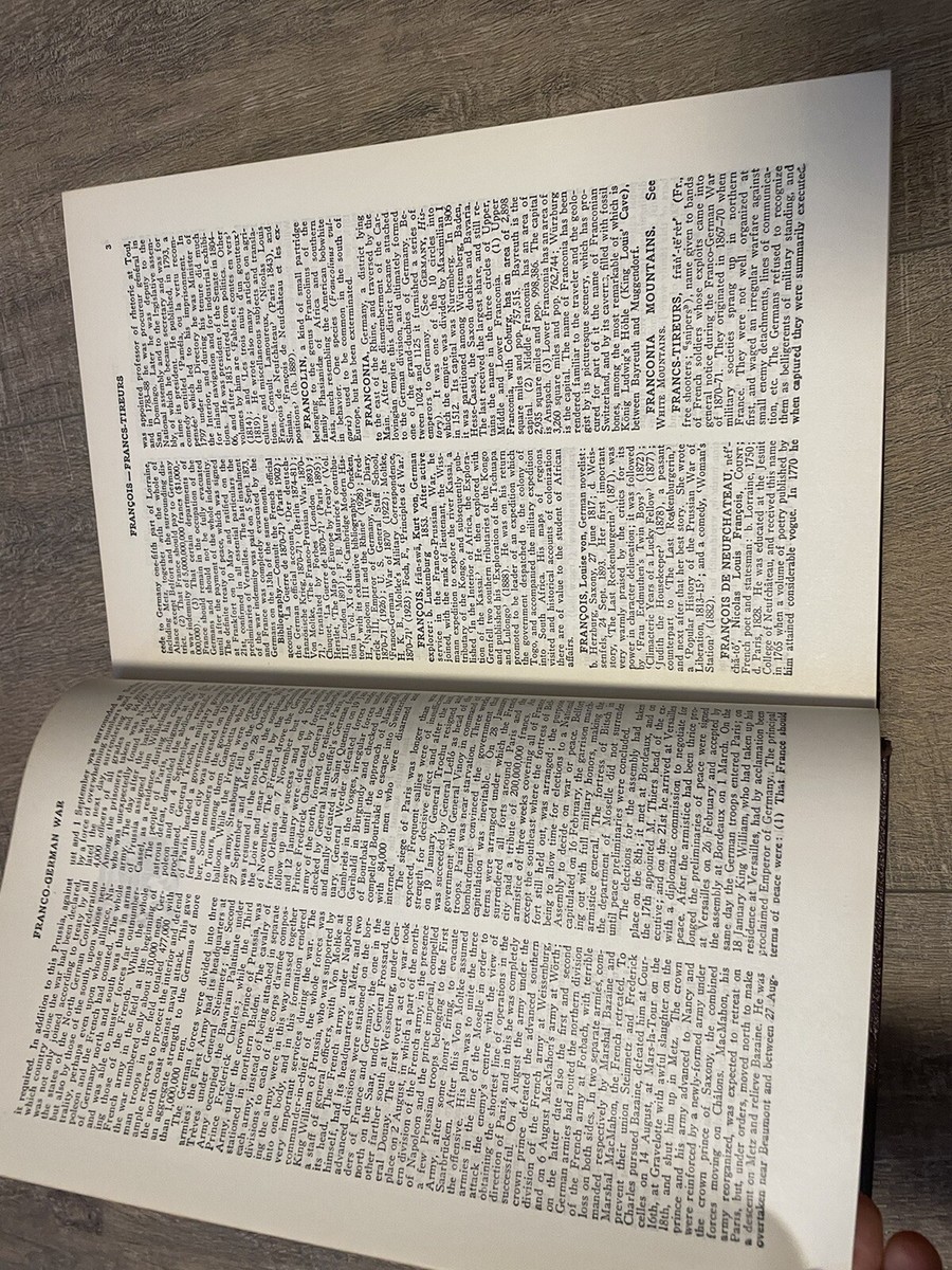 Who Was? / What Is? 洋書セット 12冊 Encyclopedia Americana, 1952 Volume 12, Franco To Goethals