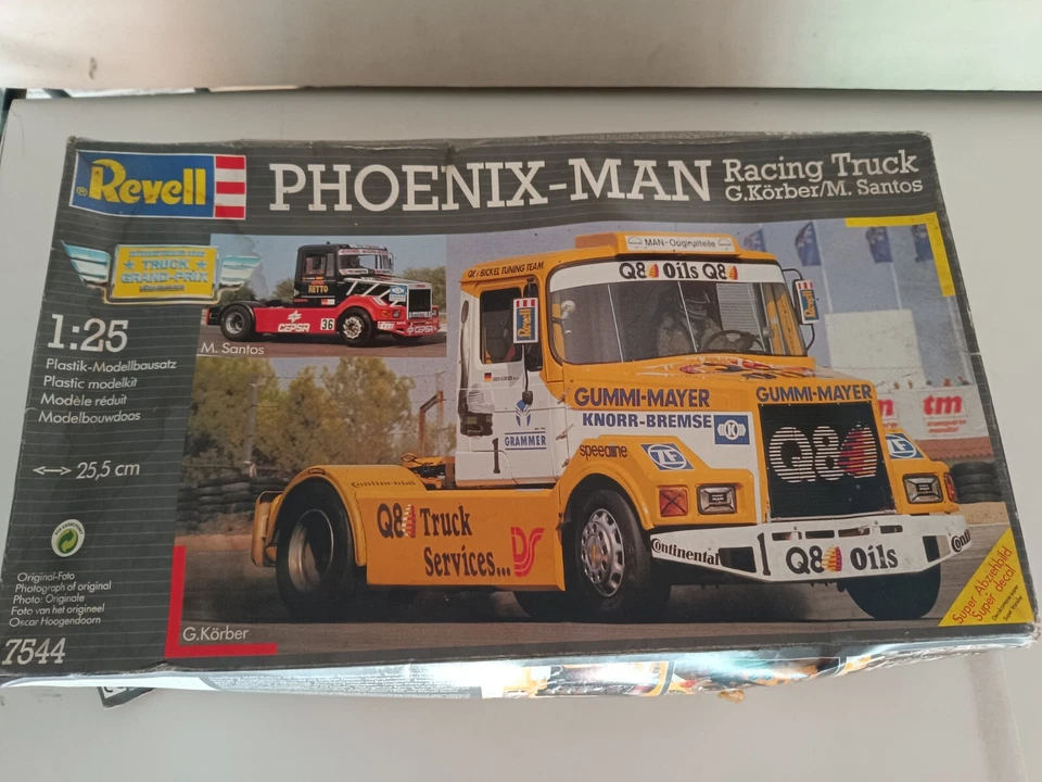 Revell Phoenix Man racing truck modello scala 1/25 - Immagine 2 di 4