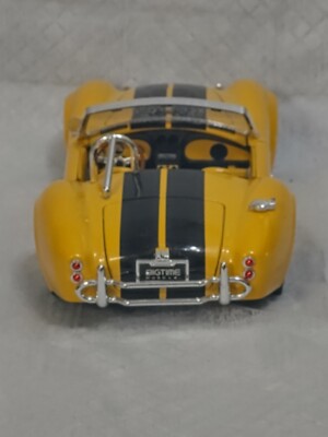 Modellino Superior Shelby Cobra 427 S/C 1965 Scala 1:24 &ndash; Pressofuso Verde Con Base &ndash; Nuovo