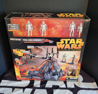 Mustafar Final Duel Playset 2005 STAR WARS Revenge of the Sith NEW