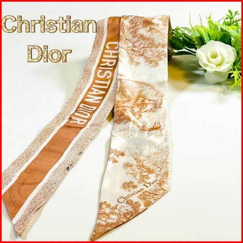 Authentique foulard Christian Dior motif animal fleur arbre soie 104 x 6 cm blanc