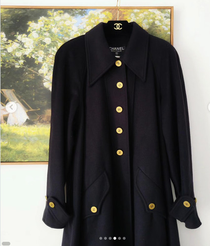 CHANEL BOUTIQUE BLACK CASHMERE GOLD CC LOGO BUTTO COAT FR 48-FR50