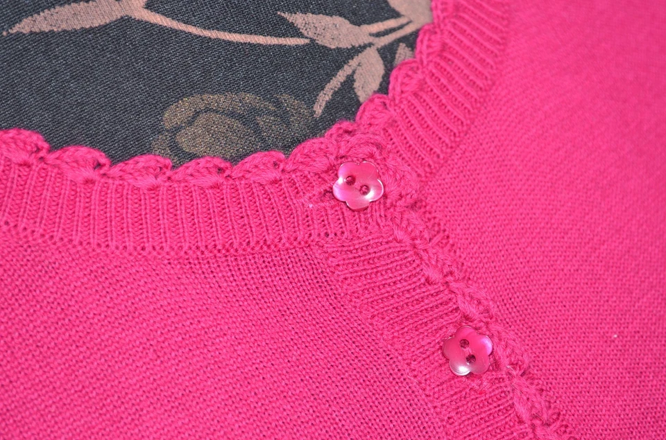 GANT Women’s Cropped Cardigan Sweater Long Sleeve Fuchsia Cotton Wool Knit Sz S - Image 4 of 4