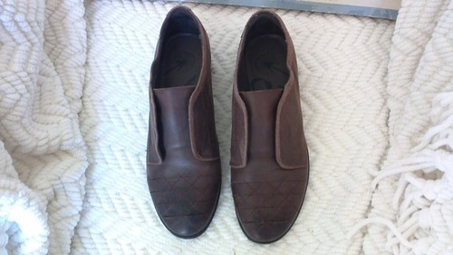 OTBT Thayer Brown Leather Slip On Laceless Oxfords Women's Size 7M - NICE - Picture 2 of 10