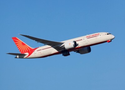 Postkarte Ansichtskarte Air India Boeing 787-8 Dreamliner