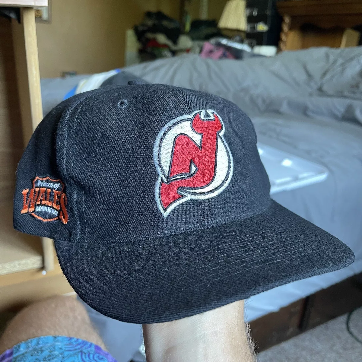 Vintage NHL New Jersey Devils Universal Corduroy Snapback Hat