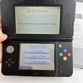 New Nintendo 3DS: Black Mario Friday Edition Console In Box US Model Charger