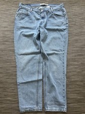 Vintage Levi  s Classic Tapered Light Wash Jeans
