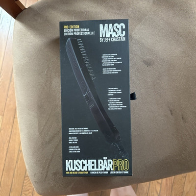 MASC by Jeff Chastain Kuschelbar Pro Hair & Beard Straightener Ceramic, 3 Temp