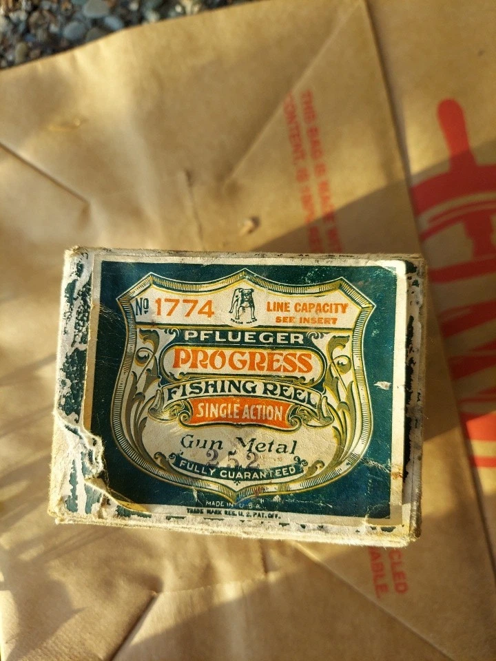 Carrete de pesca con mosca Pflueger Progress No.1774 Pistola Metal 252 *** ¡¡CAJA ORIGINAL!! *** Foto 4 de 4