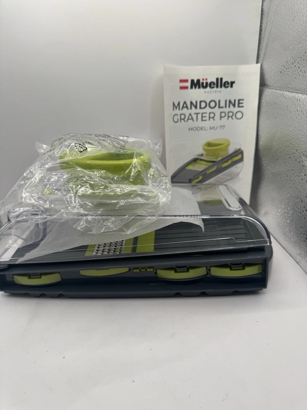 New Mueller Mandoline Grater Pro MU-77 Five Blades Food Pusher Food Holder