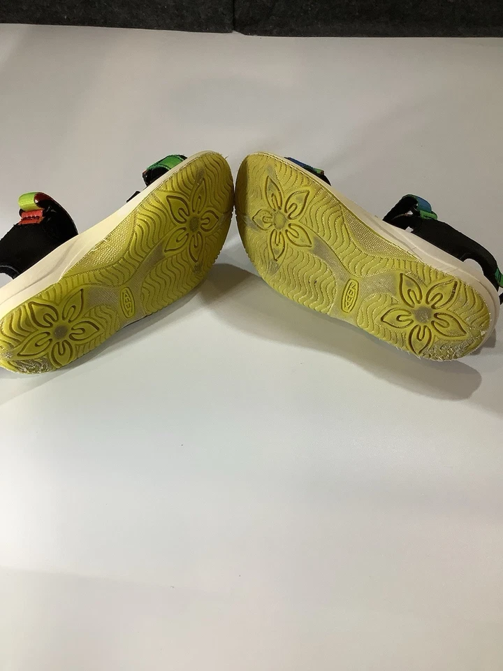 KEEN Verano Toddler Size 9 Open Toe Summer Sandal Black/Original Tie Dye 1024825 - Image 3 of 4