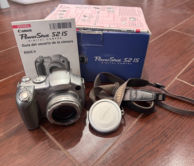 Canon PowerShot S2 IS 5.0MP Compact Digital Bridge Camera Silver