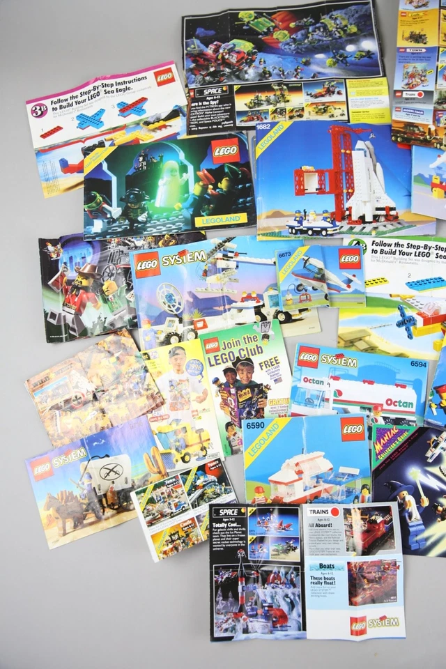 LEGO vintage Instruction Manual Booklets 1990s Legoland System Lot space pirates - Image 2 of 4