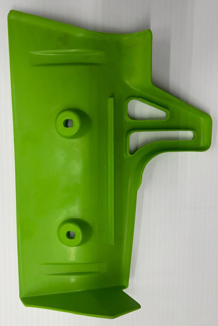 O.E.M. Right Side Radiator Shroud Cover Green KX60 4908910566W eBay
