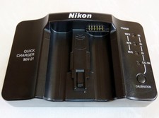 Nikon MH-21 Caricabatterie MH21 per batteria EN-EL4, D2, D2H, D2X, D2HS, D3, D3S, F6