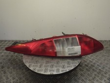 Rückleuchte rechts  Ford Mondeo III Kombi (BWY) Heckleuchte rechts 582196