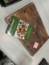 WALNUT - THETCHRY WALNUT WOODEN CUTTING BOARD 17X12X0.8