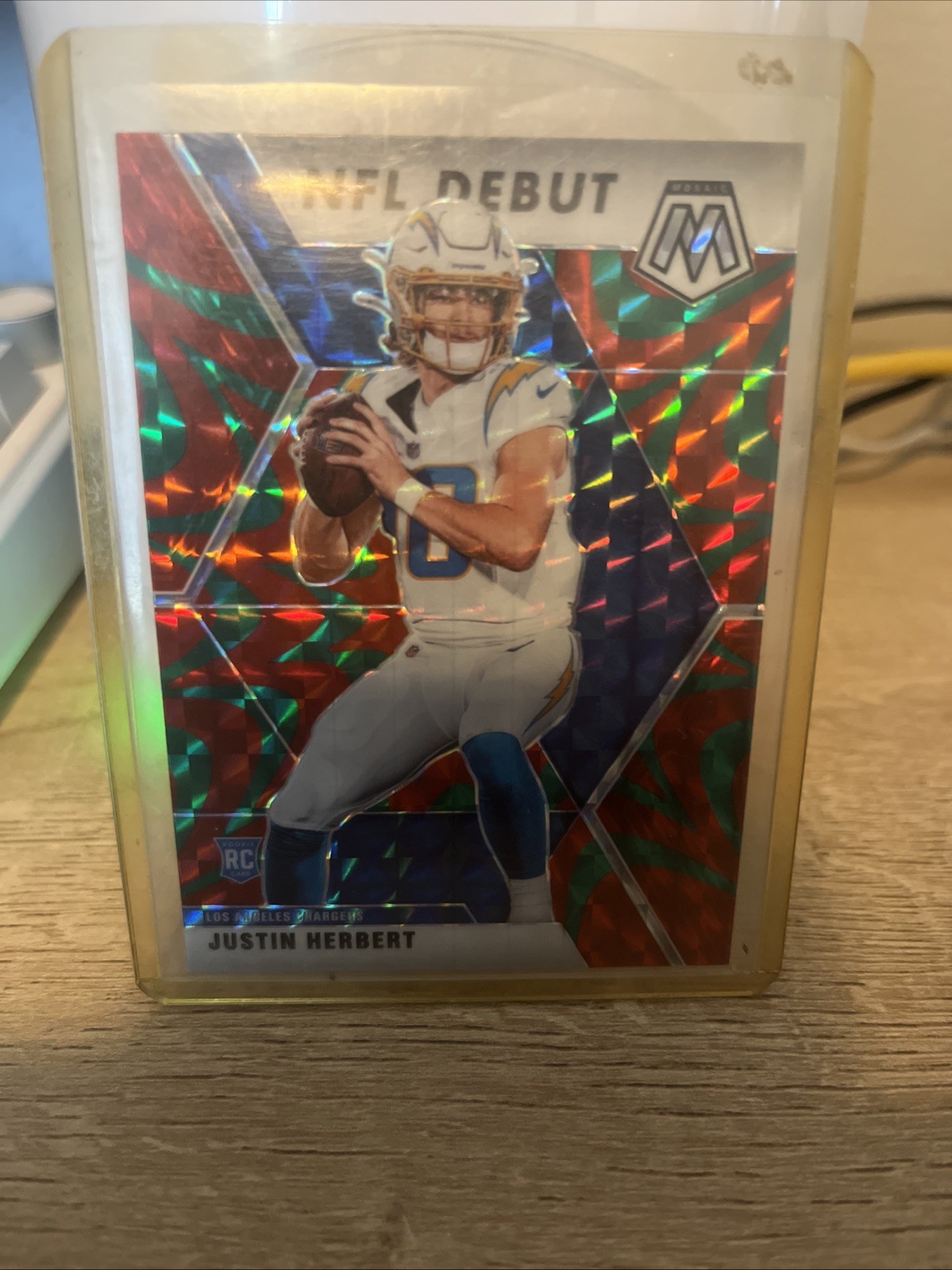 2020 Panini Mosaic Rookies Justin Herbert #204 Mosaic Reactive Green Prizm (RC)