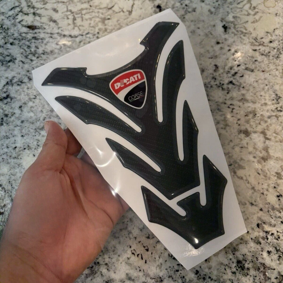 Protector de almohadilla de tanque de fibra de carbono para motocicletas Ducati Corse Panigale Monster Foto 2 de 3