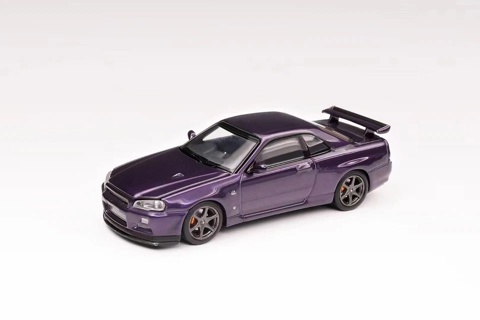 Nissan Skyline GT-R R34 V Spec II,Scale 1:64 by Motorhelix - Image 3 of 4