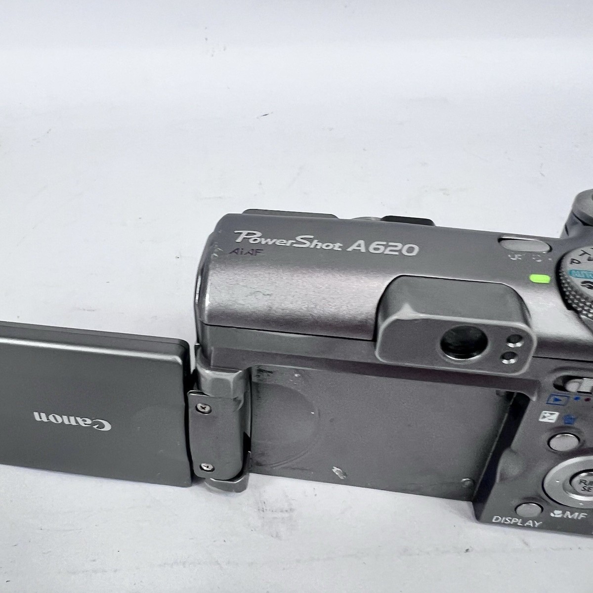 Canon PowerShot A620 Digital Camera 7.1 MP Optical Zoom Flip