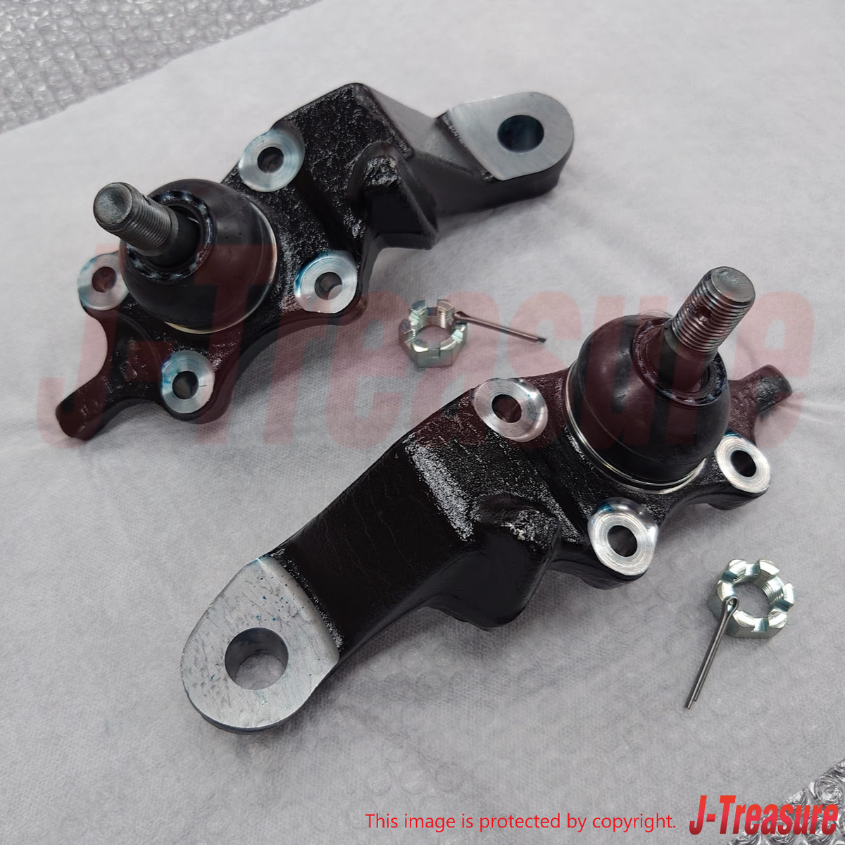 TOYOTA Genuine Front Lower Ball Joint RH & LH set TACOMA RZN161