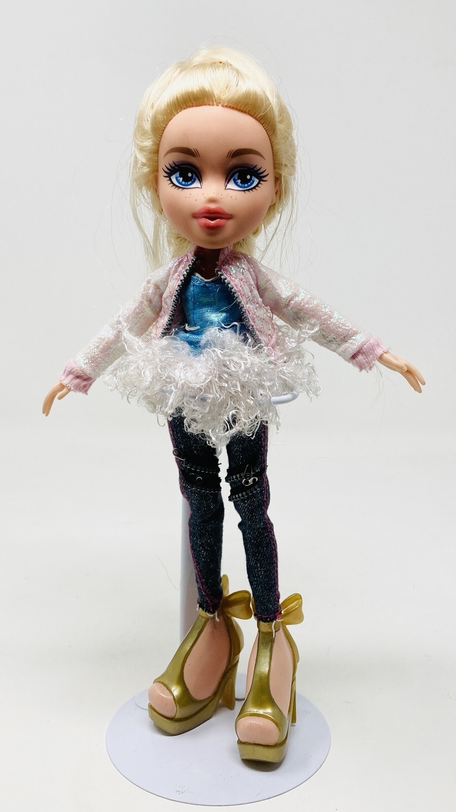 Bratz Remix Cloe Doll  2015 Blonde Hair Blue Eyes Jeans Rocker