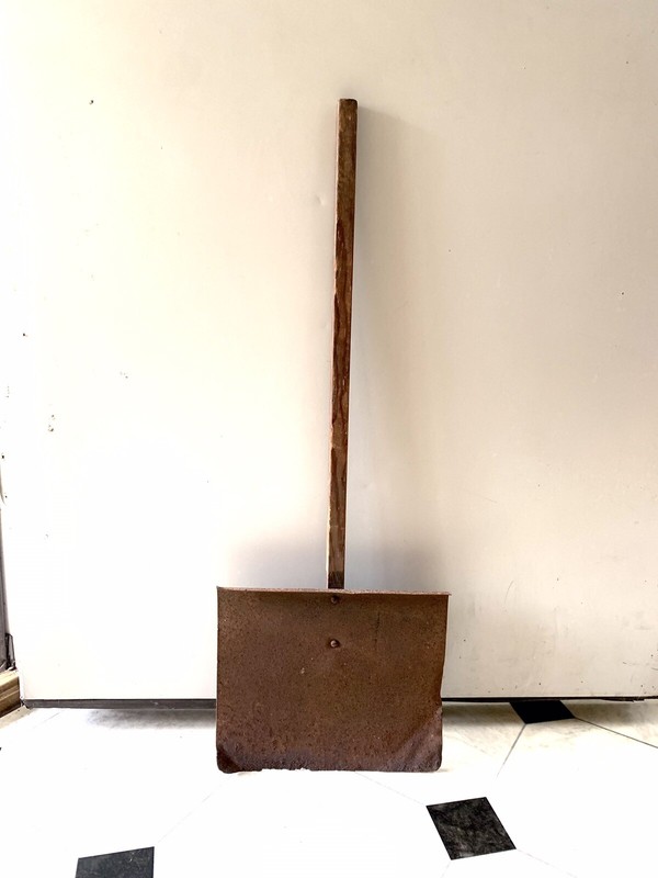 Antique Hearth Shovel Flat Coal Ash Vintage Fireplace Rusty Cabin Camp Decor